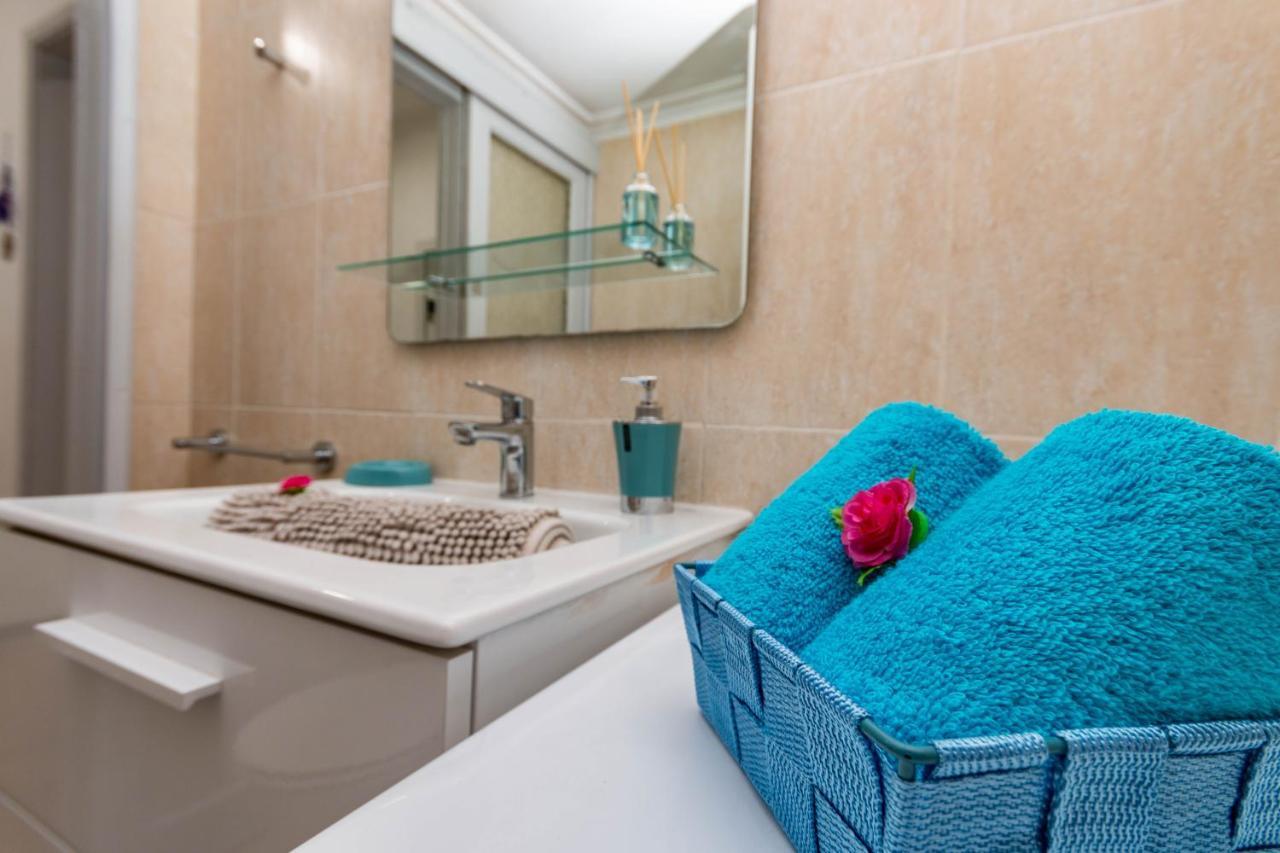 Serenity Yumbo - Europa Appartment 2Min Yumbo - 5Min From Beach - Wifi Free - Air Conditioner - Private Services - Free Welcome Book - Cohote Conserjeria Gran Canaria Playa del Inglés Exterior foto